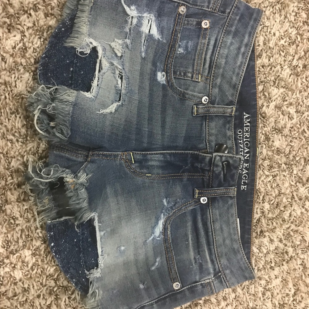 AE shortie shorts
